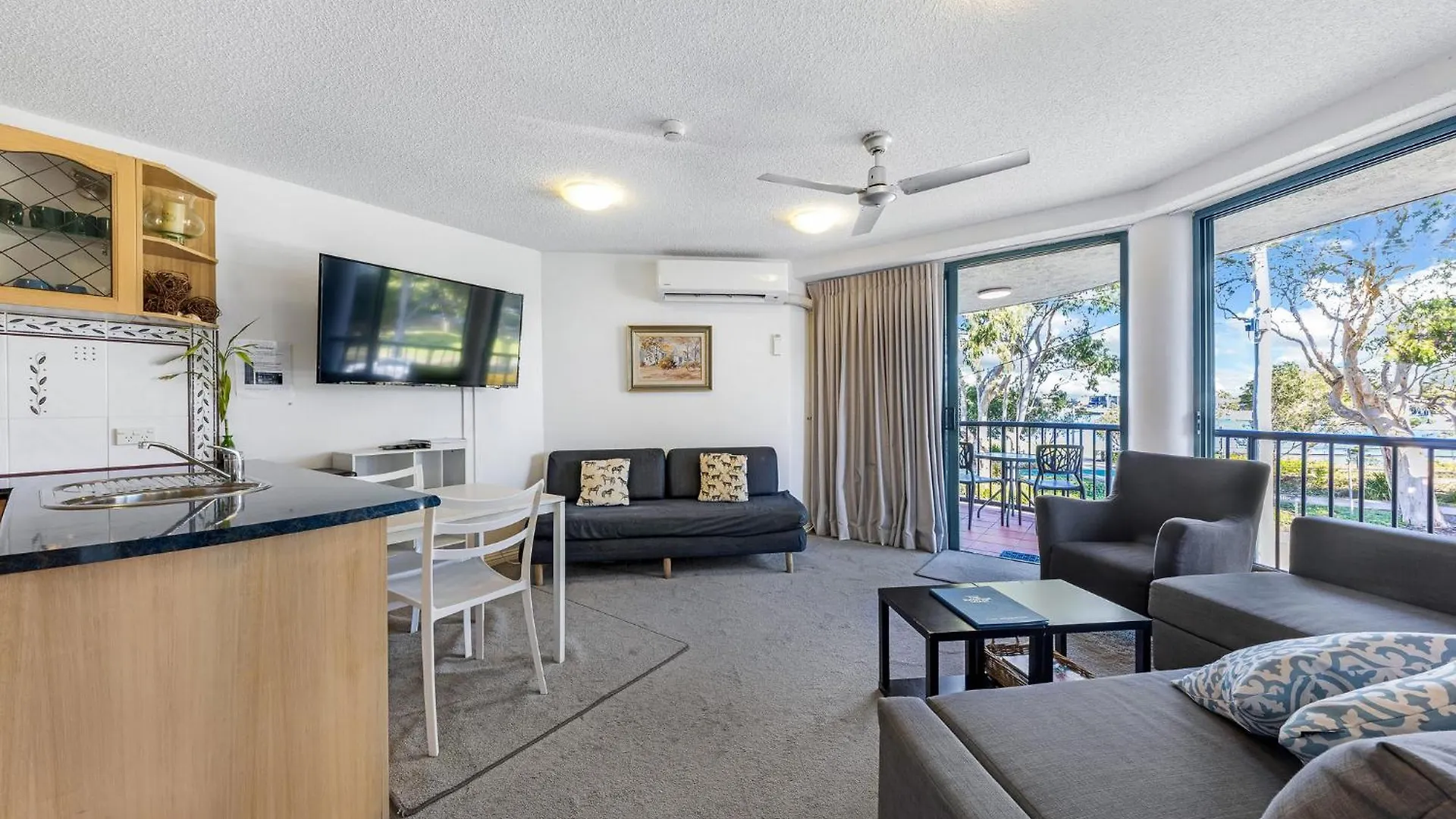 Excellsior Apartments Mooloolaba Aparthotel