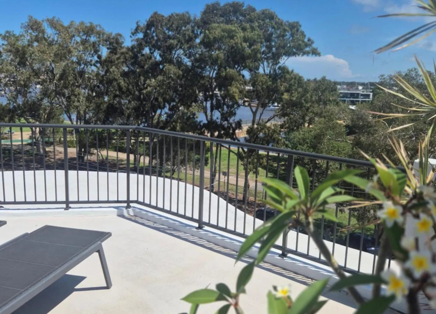 **** Aparthotel Excellsior Apartments Mooloolaba Australien