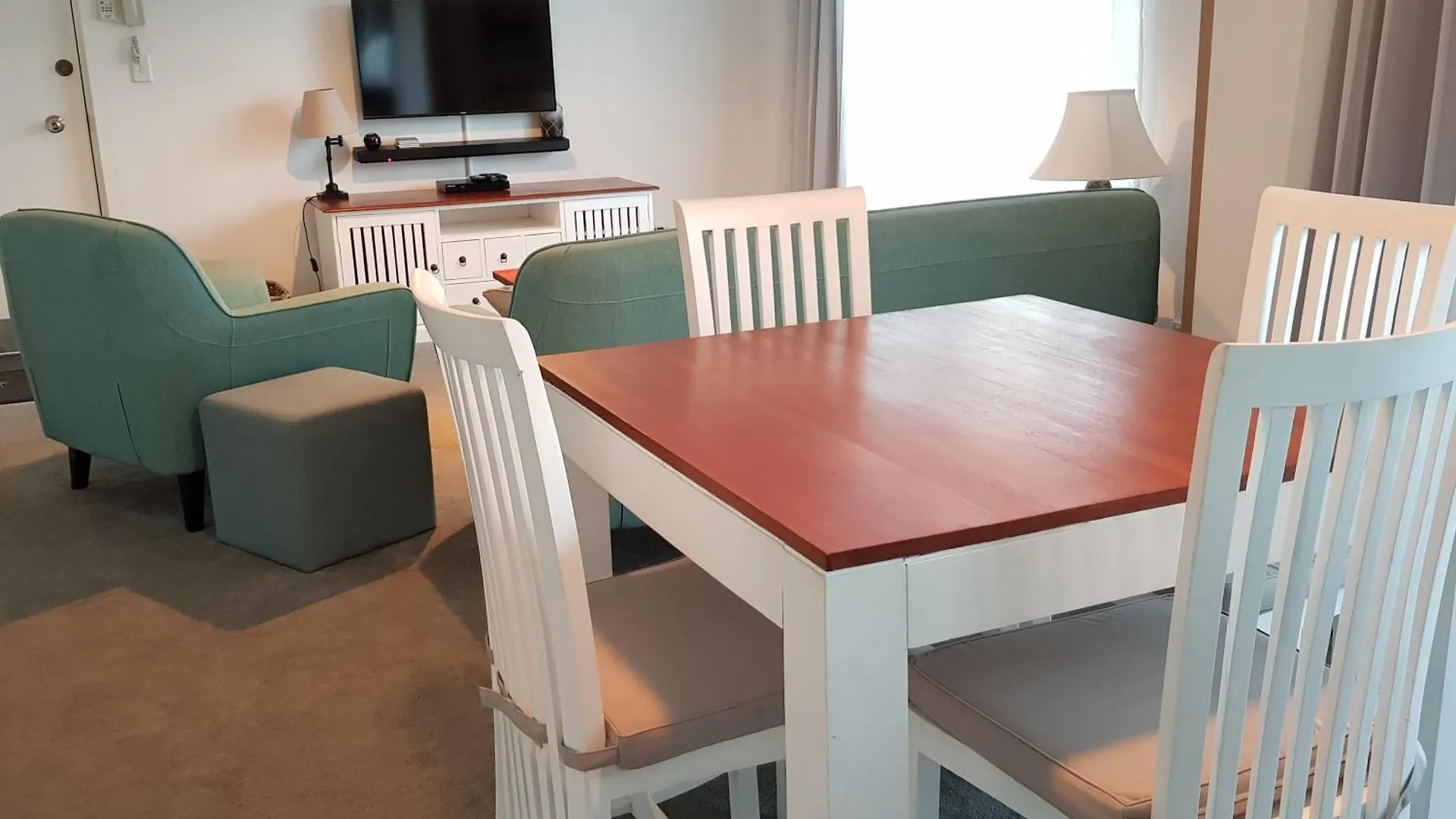 **** Aparthotel Excellsior Apartments Mooloolaba Australia